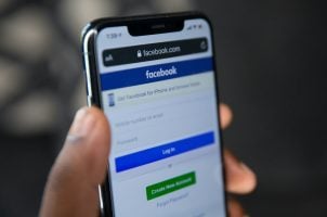 Facebook-App auf Smartphone