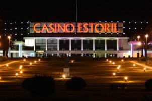 Casino de Estoril bei Nacht