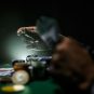 Pokerkarten und Chips