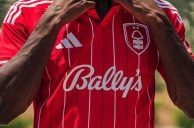 Fußballtrikot von Nottingham Forest