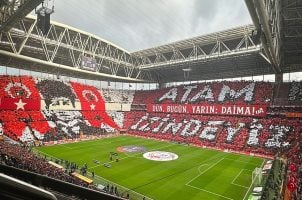 Fußballstadion