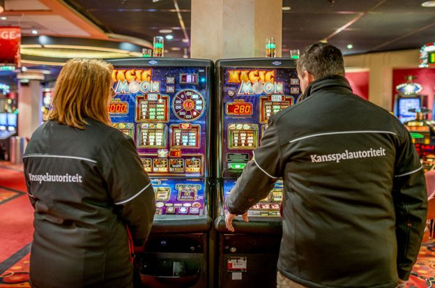 KSA-Beamte in Spielhalle
