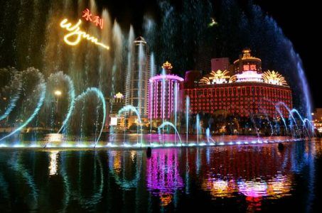 Macau casino profits