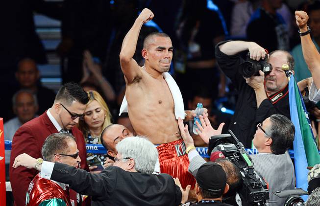 Carlos Molina Jermall Charlo MGM Grand Garden Arena