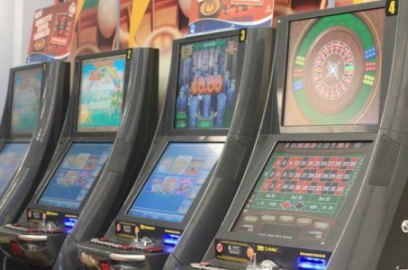 FOBT UK fixed-odds betting terminals