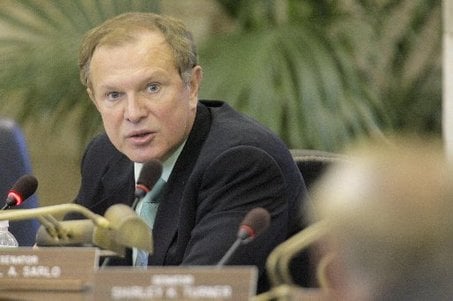 New Jersey, State Senator Ray Lesniak, legal sports betting