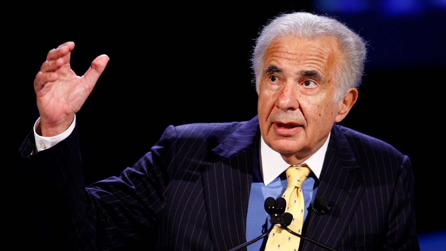 Casino mogul Carl Icahn fights Sweeney