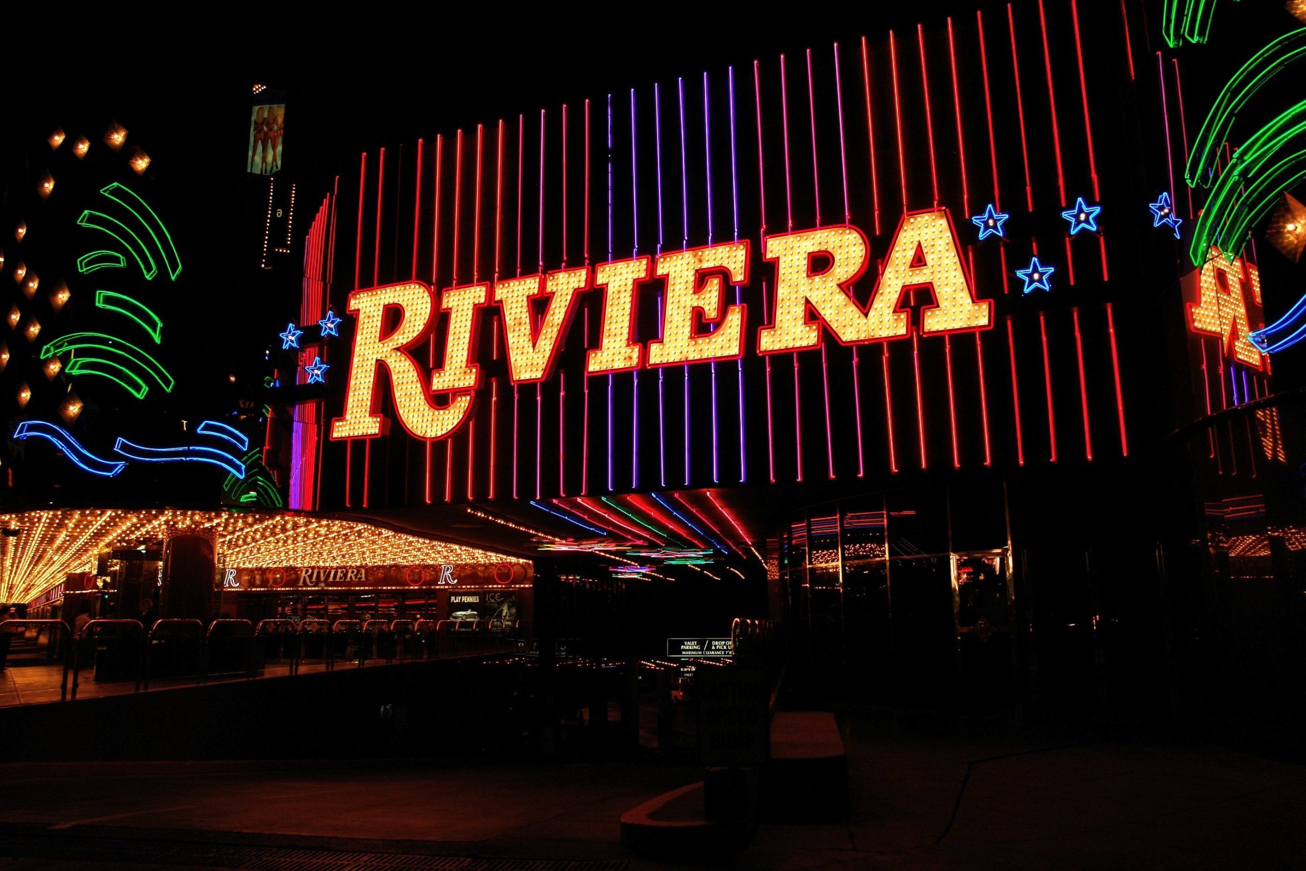 2nd implosion of the famous Riviera hotel-casino (Full version