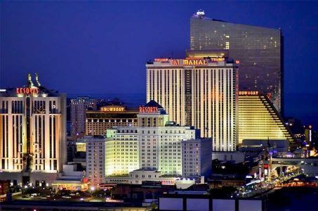 Atlantic City casinos profits up