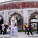 Carl Icahn Awarded Trump Taj Mahal as Battle with Union Continues