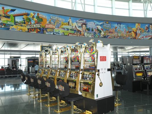 Pennsylvania airport slot machine bill