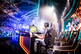 E-sports worth $1.9 billion by 2019 