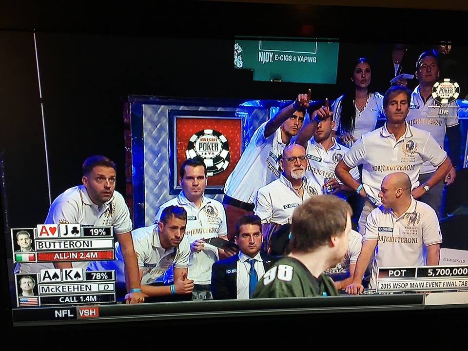 November Nine 2015 WSOP final table Day One play