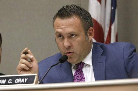 California DFS bill sails through committee