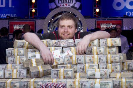 Joe McKeehen 2015 WSOP Main Event champion