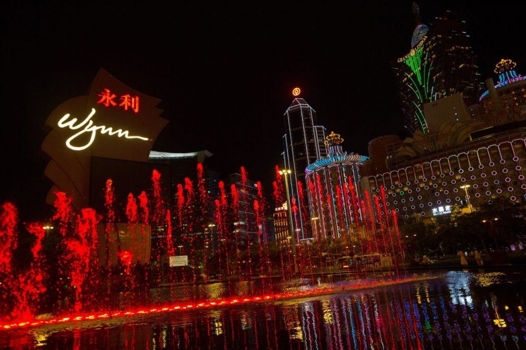 Macau gambling revenue Wynn Sands