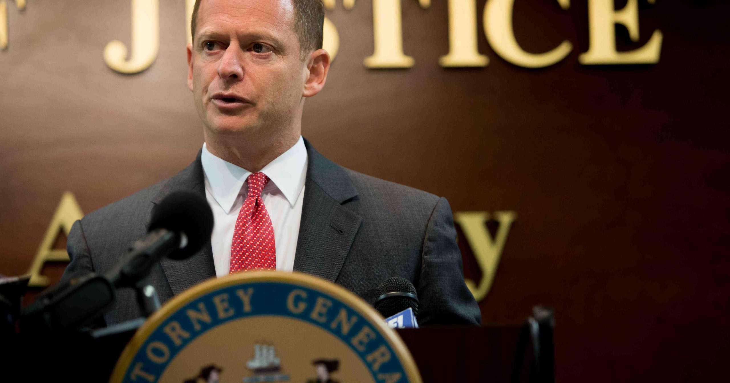 Delaware AG Denn says DFS is not skill game