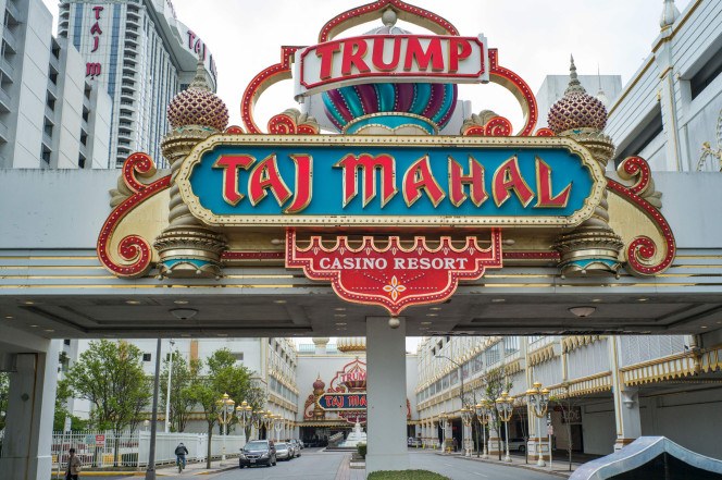 Trump Taj Closes 