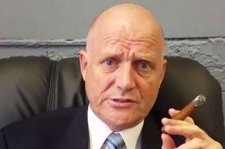 Senator David Leyonhjelm joins fight for online poker in Australia