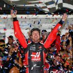 Kurt Busch Gives Las Vegas Oddsmakers a Much-Needed Victory