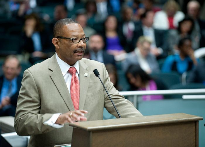 Assemblyman Reginald Jones-Sawyer AB 1677 California online poker