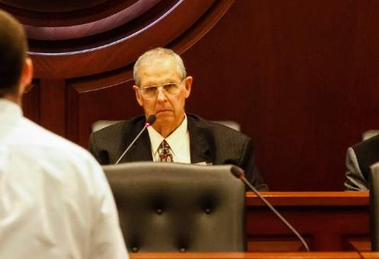 Idaho Rep Tom Loertscher’s anti-gambling bill