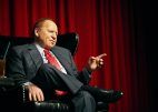Sheldon Adelson to sell Sands Bethlehem to MGM