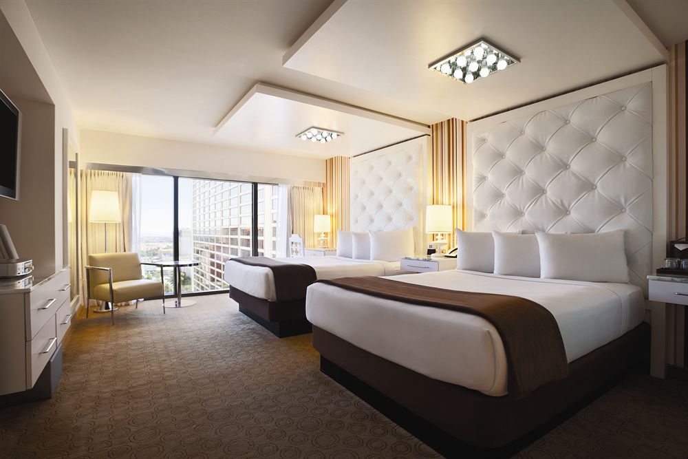 Flamingo revamp, Resorts Word delayed