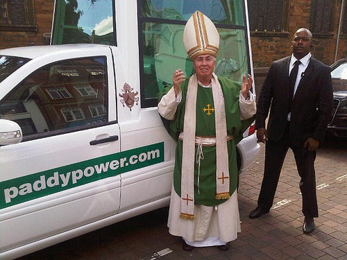 Paddy Power pope Donald Trump odds