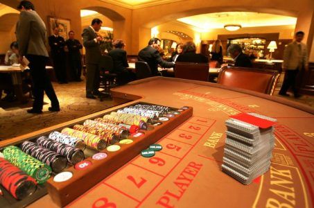 Macau gaming revenue April