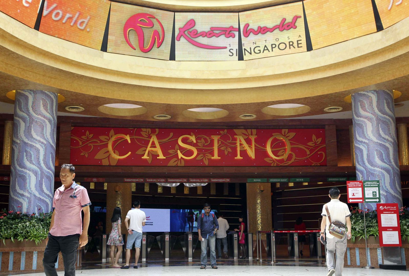 Singapore gaming revenue casinos