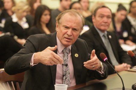 New Jersey State Sen. Raymond Lesniak, champion of online gambling