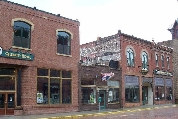 Deadwood casino Celebrity Hotel