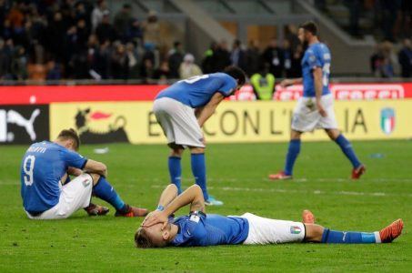 Italian soccer team, unqualified