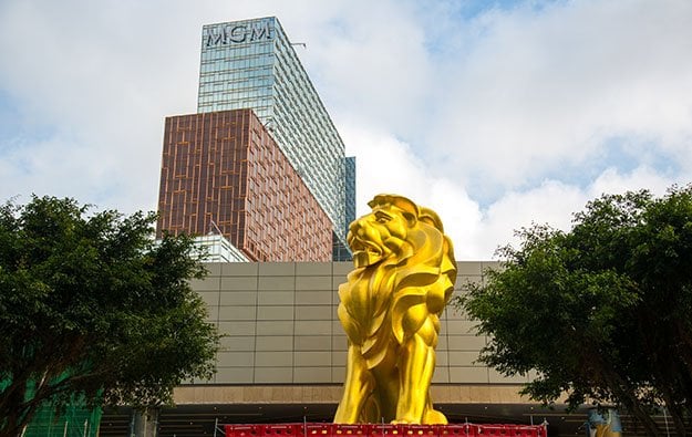Macau casinos revenue MGM Cotai