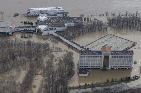 Horseshoe Southern Indiana closed due to flooding