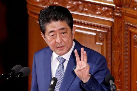 Japanese casinos unpopular despite strong support from Shinzo Abe