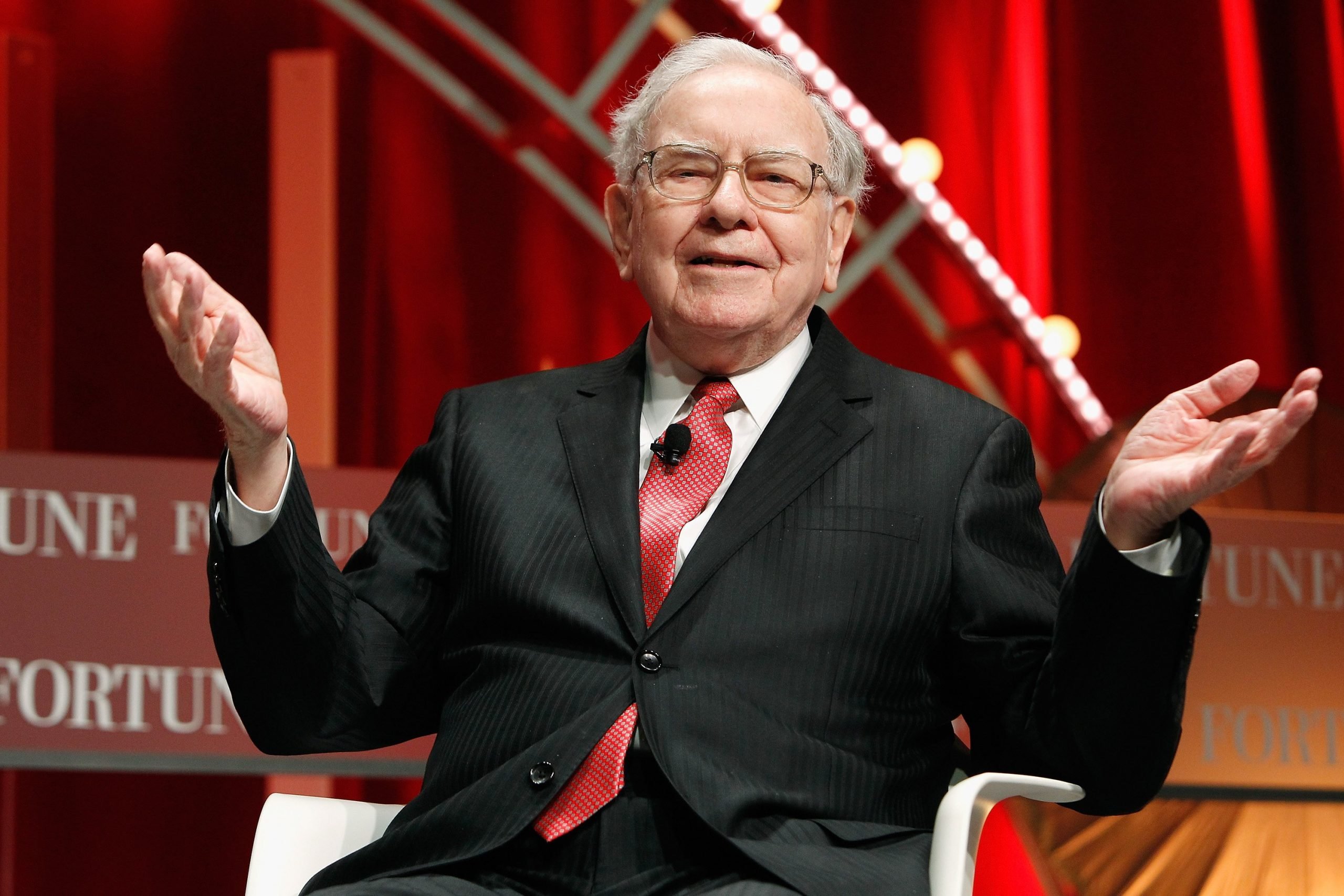 Warren Buffett Offers March Madness Prizes, Derek Stevens Bets 363K