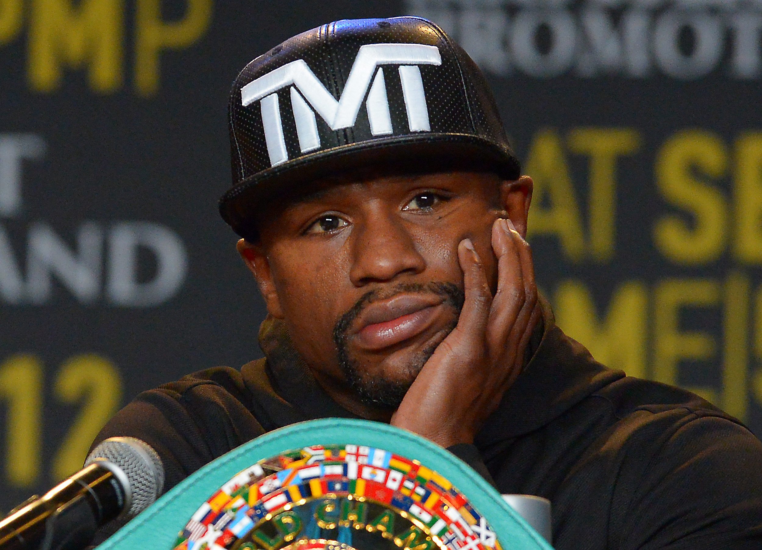 Floyd Mayweather UFC odds