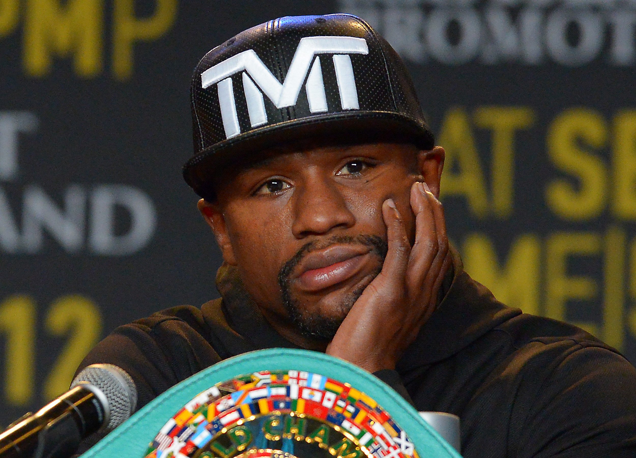 Floyd Mayweather UFC odds