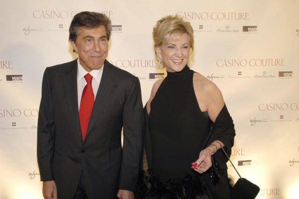 Steve and Elaine Wynn Cannot Sell Shares in Wynn Resorts, Says Judge