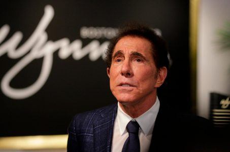 Steve Wynn lawyer accuses woman of extortion over sexual misconduct claims