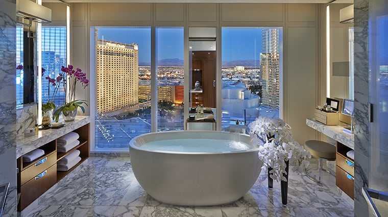 mandarin-oriental-las-vegas-suite-bathroom