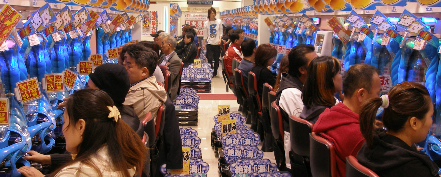 Should Pachinko industry participate in Japanese casino market?