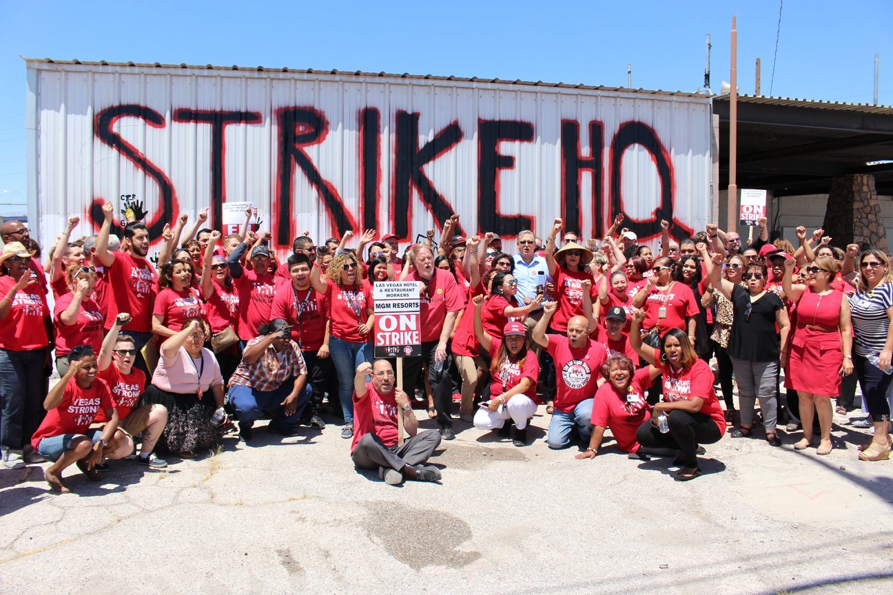 Las Vegas union strike contract