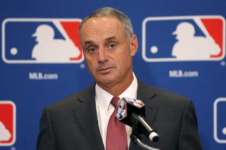 Rob Manfred MLB sports betting