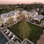 Crown Resorts VIP Revenues Plunge in Australia as James Packer Recuperates in New $66 Million LA Mansion