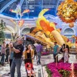 Las Vegas Officials Say 300K Visitors Expected for Thanksgiving Weekend