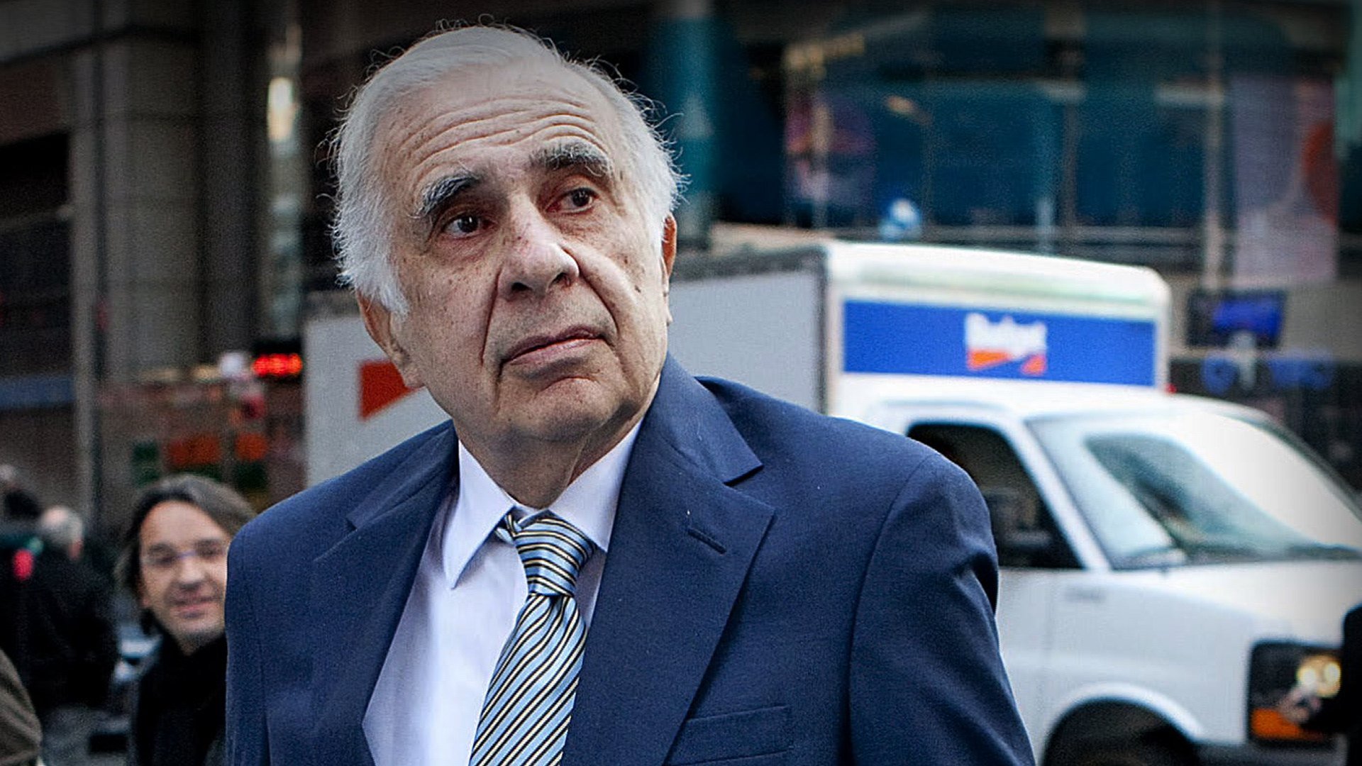 Carl Icahn Caesars Entertainment stock