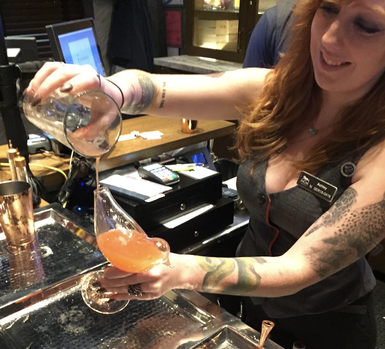 MGM Resorts jobs bartender stock price